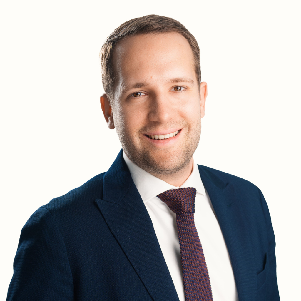 Tamás Jakab